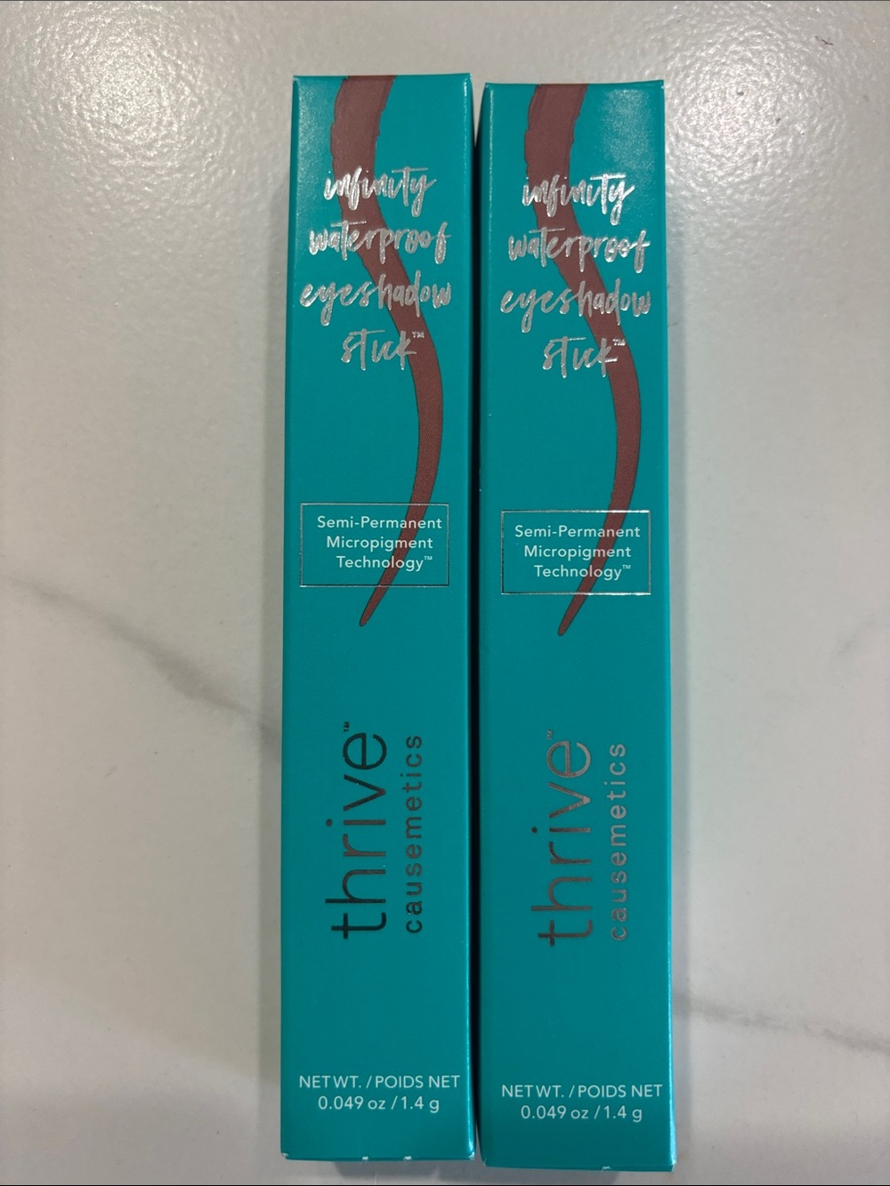 4 new Thrive Causemetics eye brightener stick shadows - Picture 2 of 5